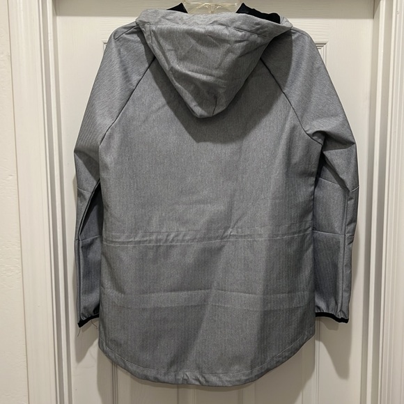 Outdoor Collection By 26 International Gray Jacket with Hood - Picture 4 of 13